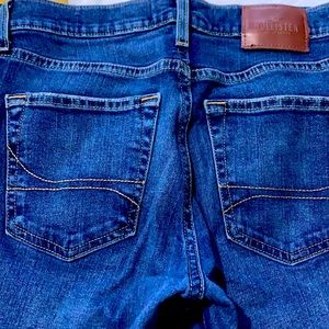 2 Pairs of Hollister Jeans. 1 Dark, 1 Light wash.